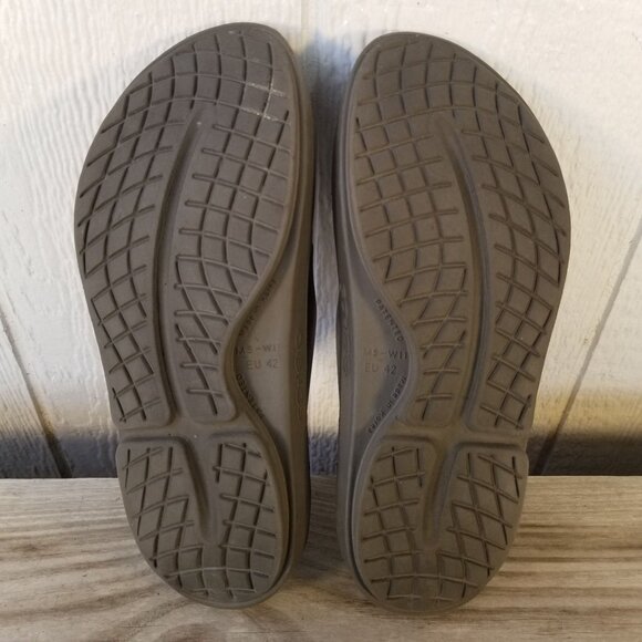 OOFOS Brown Recovery Slide Sandals Mens 9 Womens 11 main image 5